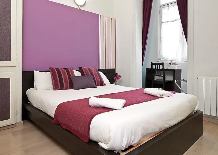Гостевой дом Brustar Gotic-centric 2*