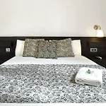 بيت ضيافة Brustar Gotic-centric