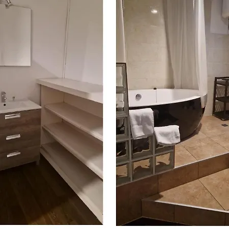 Brustar Gotic-centric Guest house