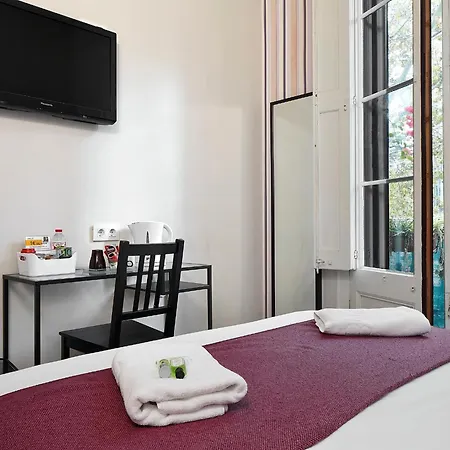 Brustar Gotic-centric 2*