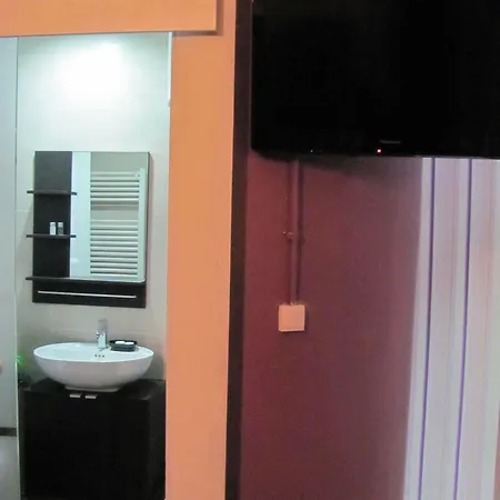 Guest house Brustar Gotic-centric 2*